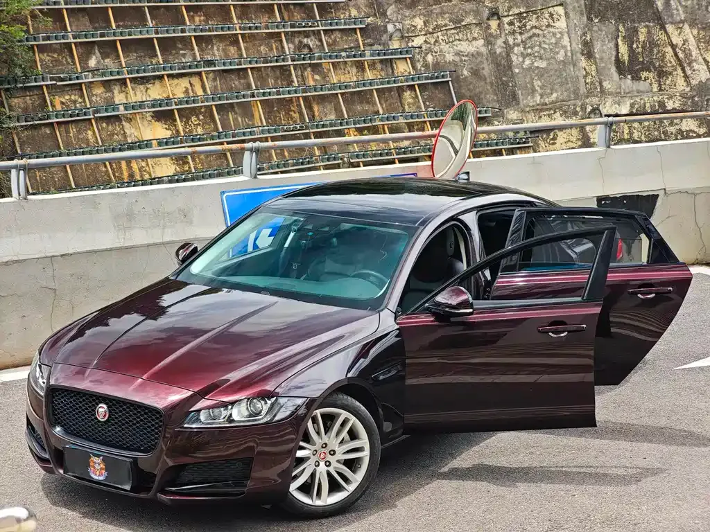 Jaguar XFL — фото 9