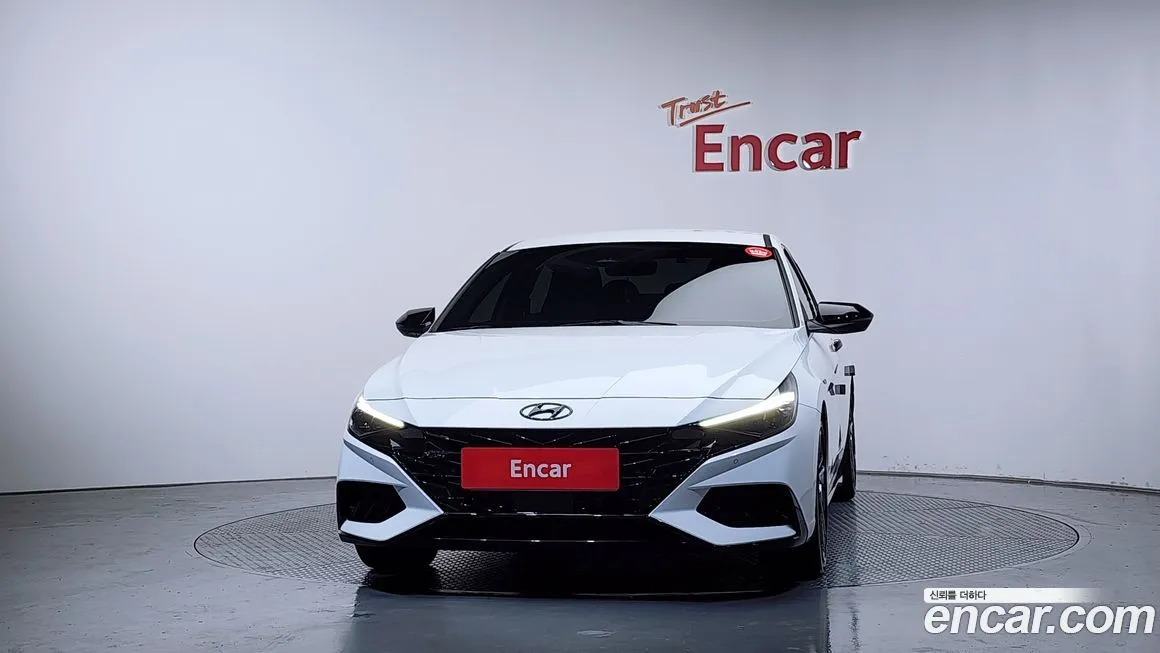 Hyundai AVANTE — фото 3
