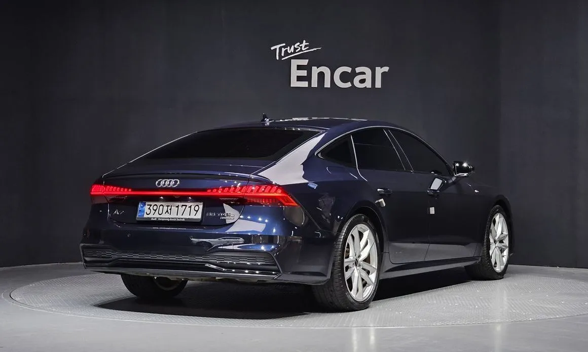 Audi A7 2023 из KR, фото 2