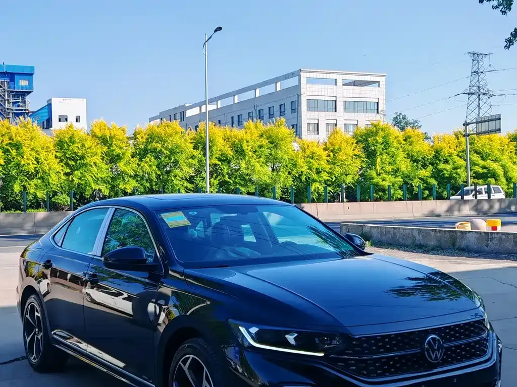 Volkswagen Passat — фото 7