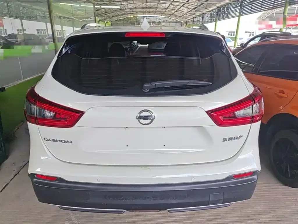 Nissan Qashqai 2022 из CN, фото 2