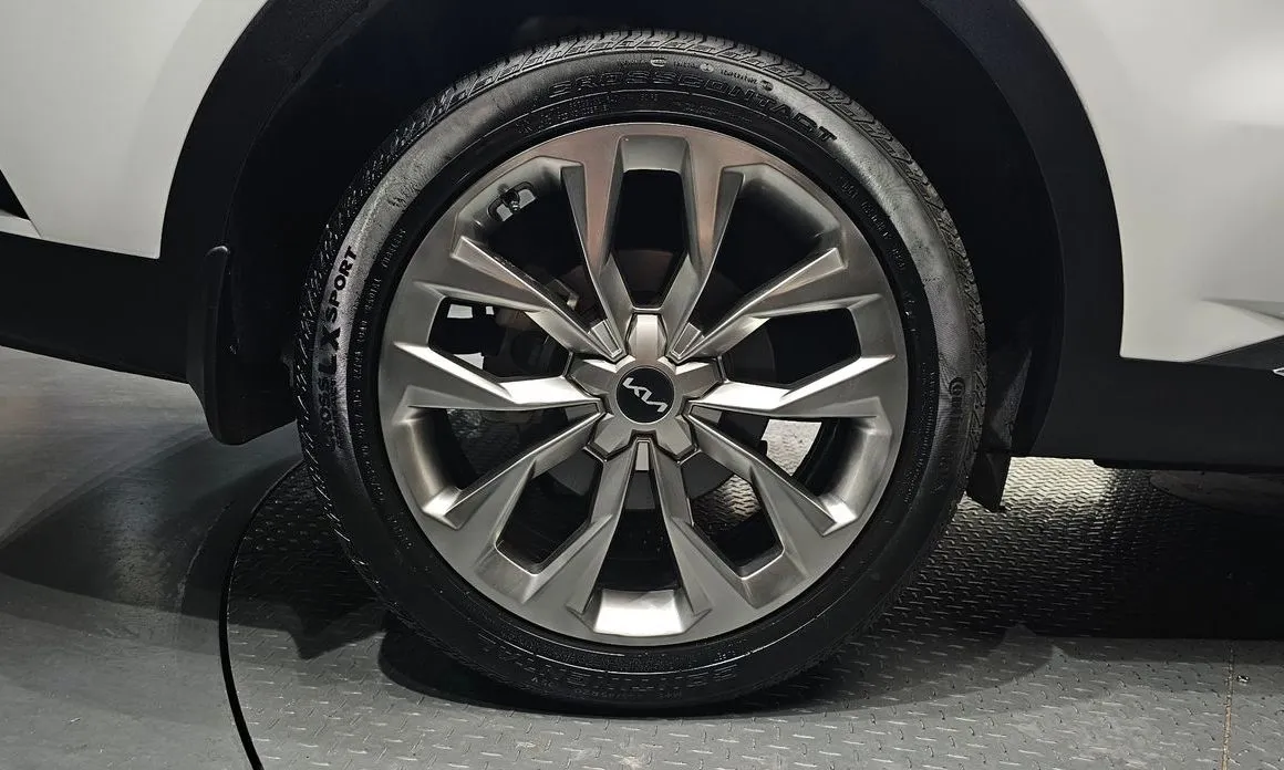 Kia Sorento 2023 из KR, фото 8