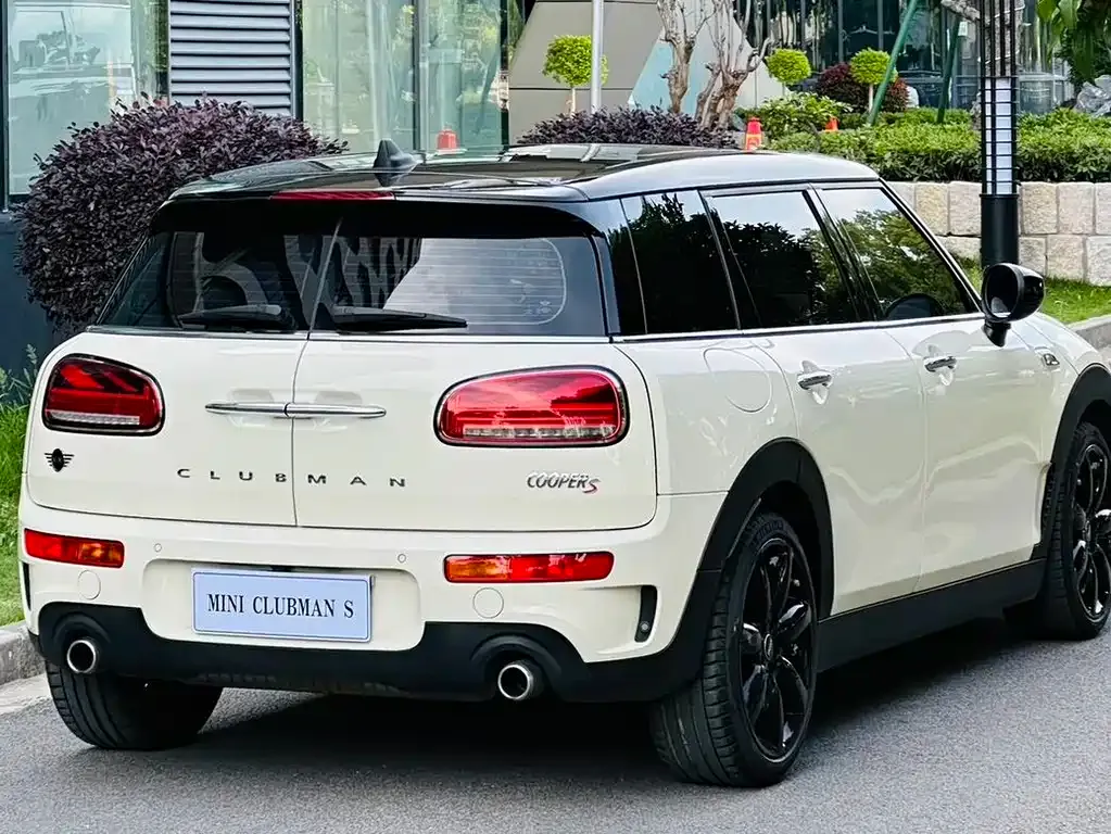 MINI Clubman — фото 10