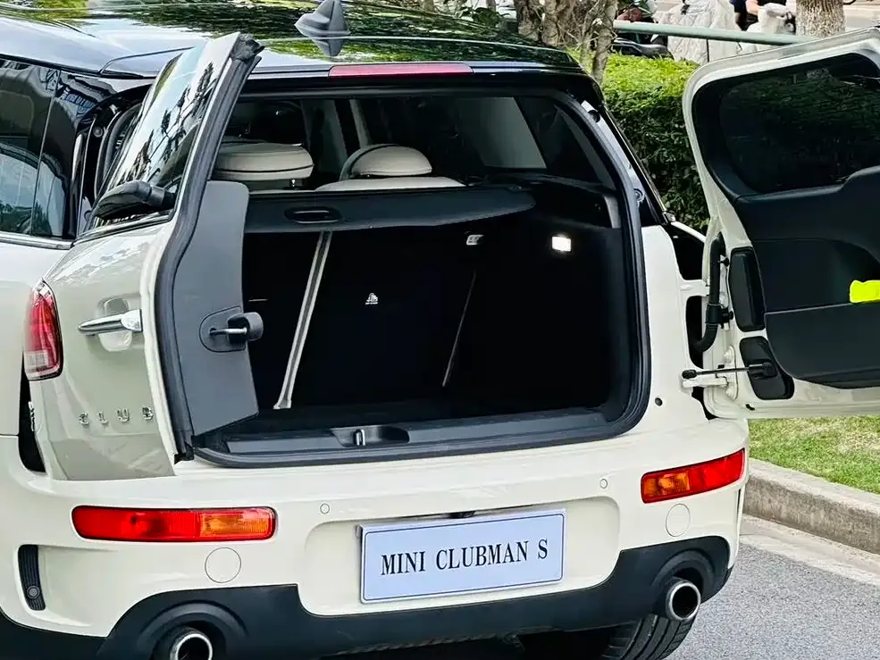 MINI Clubman — фото 3