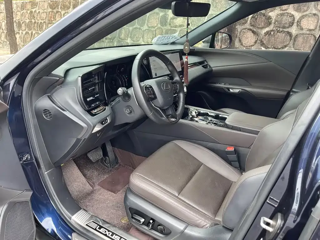Lexus RX — фото 2