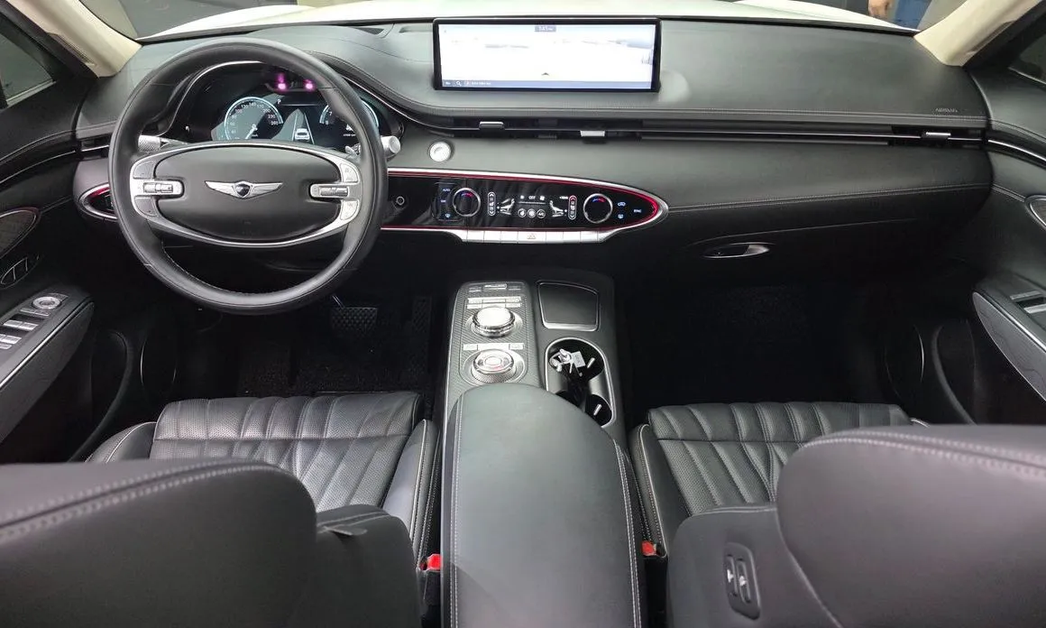 Genesis GV70 — фото 10