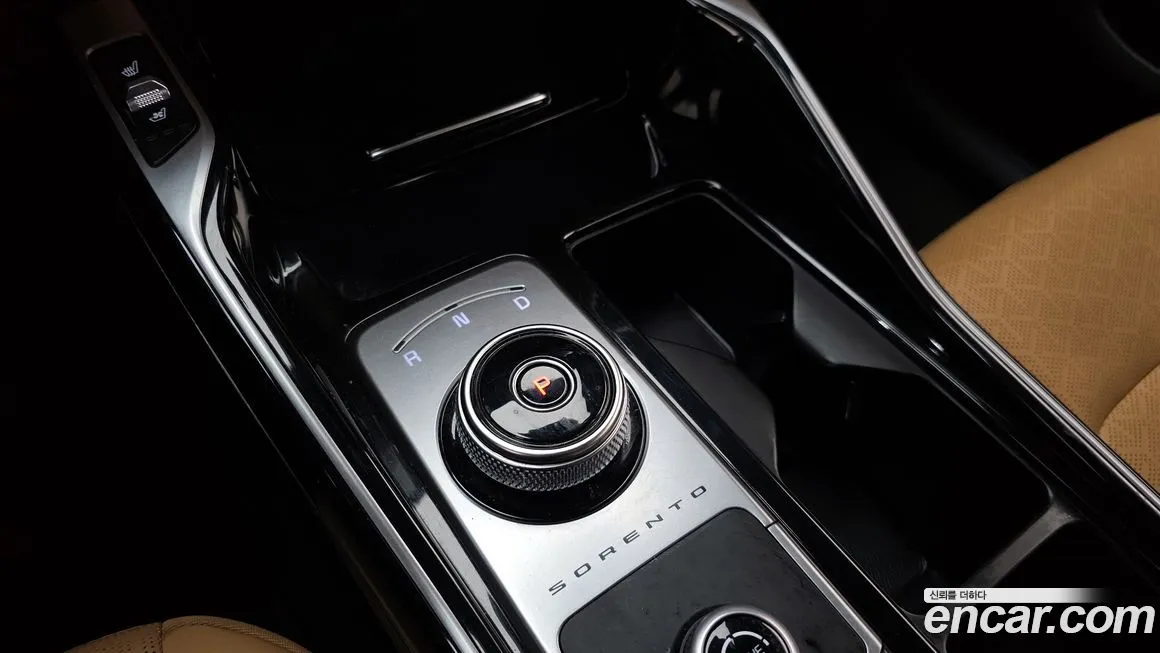 Kia Sorento — фото 6