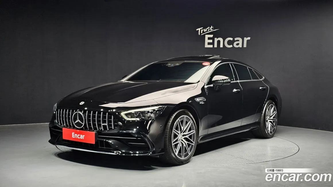Mercedes-Benz AMG GT — фото 1