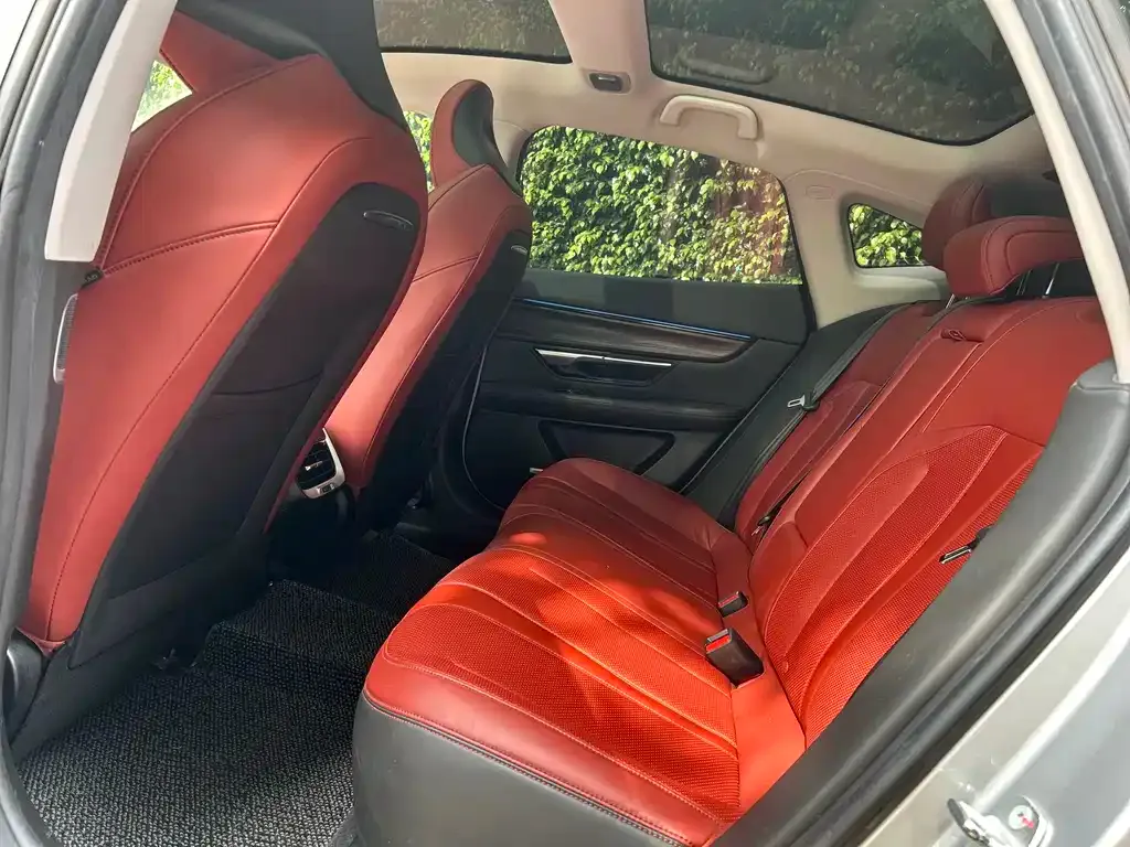 XPeng P7 — фото 2