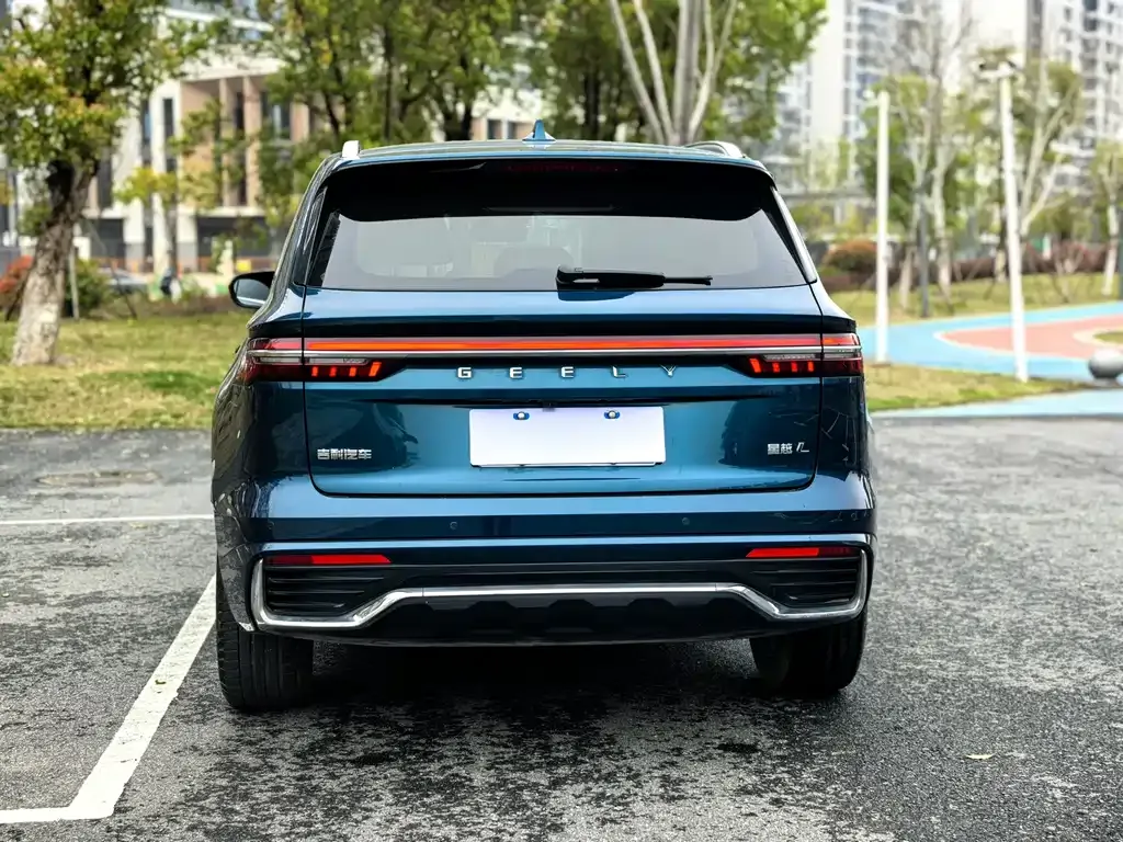 Geely Xingyue L — фото 4