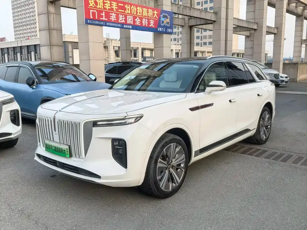 Hongqi E-HS9