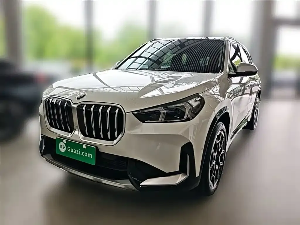 BMW X1 — фото 3