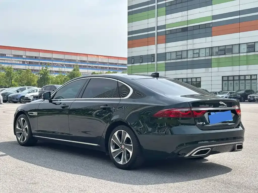 Jaguar XFL 2023 из CN, фото 5