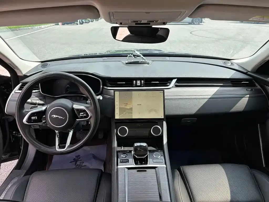Jaguar XFL 2023 из CN, фото 2