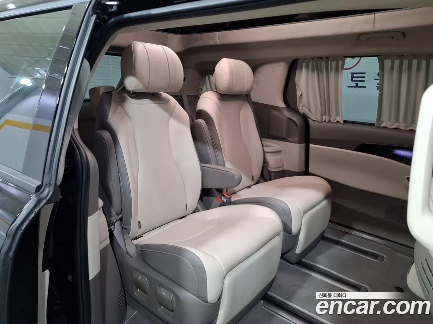 Kia Carnival — фото 2
