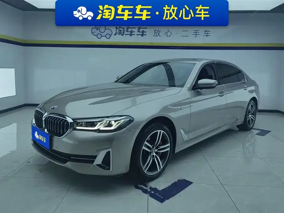 BMW 5 Series — фото 1