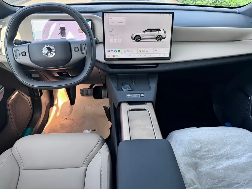 Volvo XC70 Plug-in Hybrid 2026 из CN, фото 6