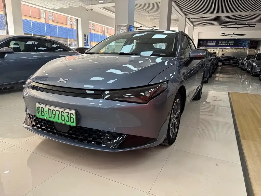 XPeng P5