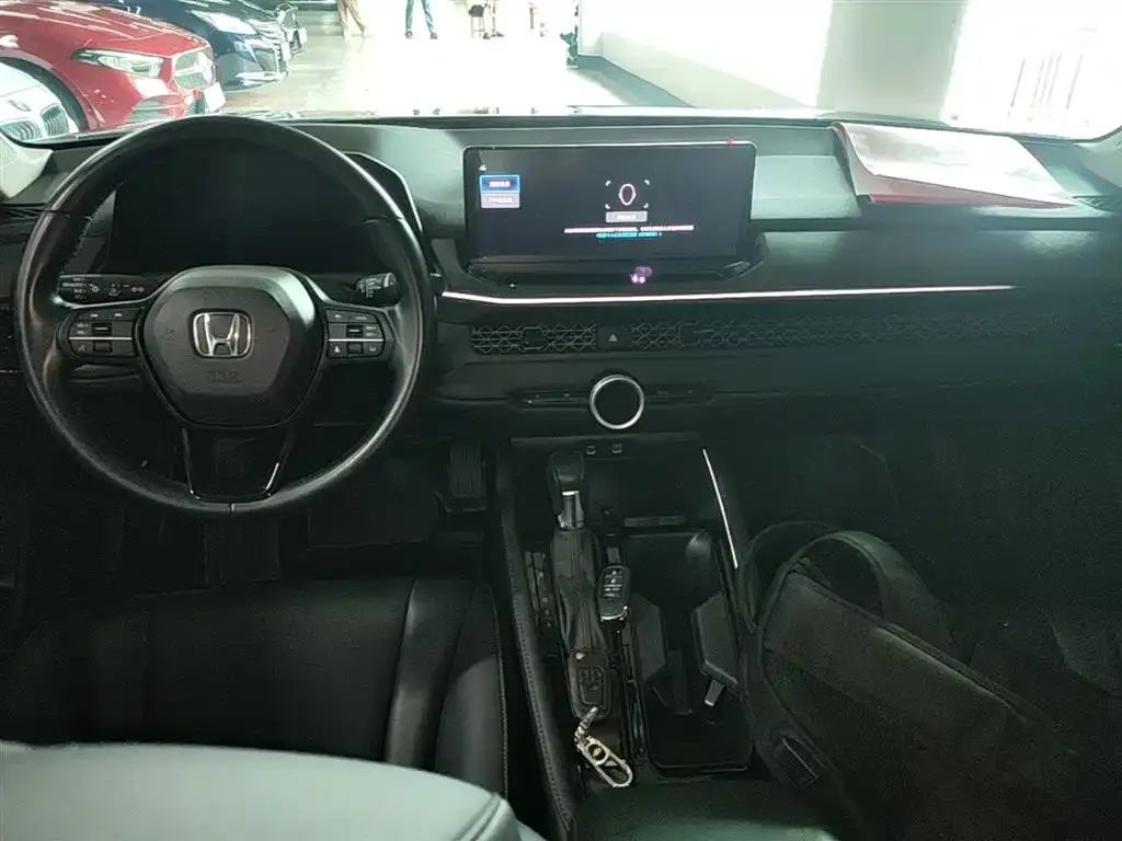 Honda Accord — фото 6