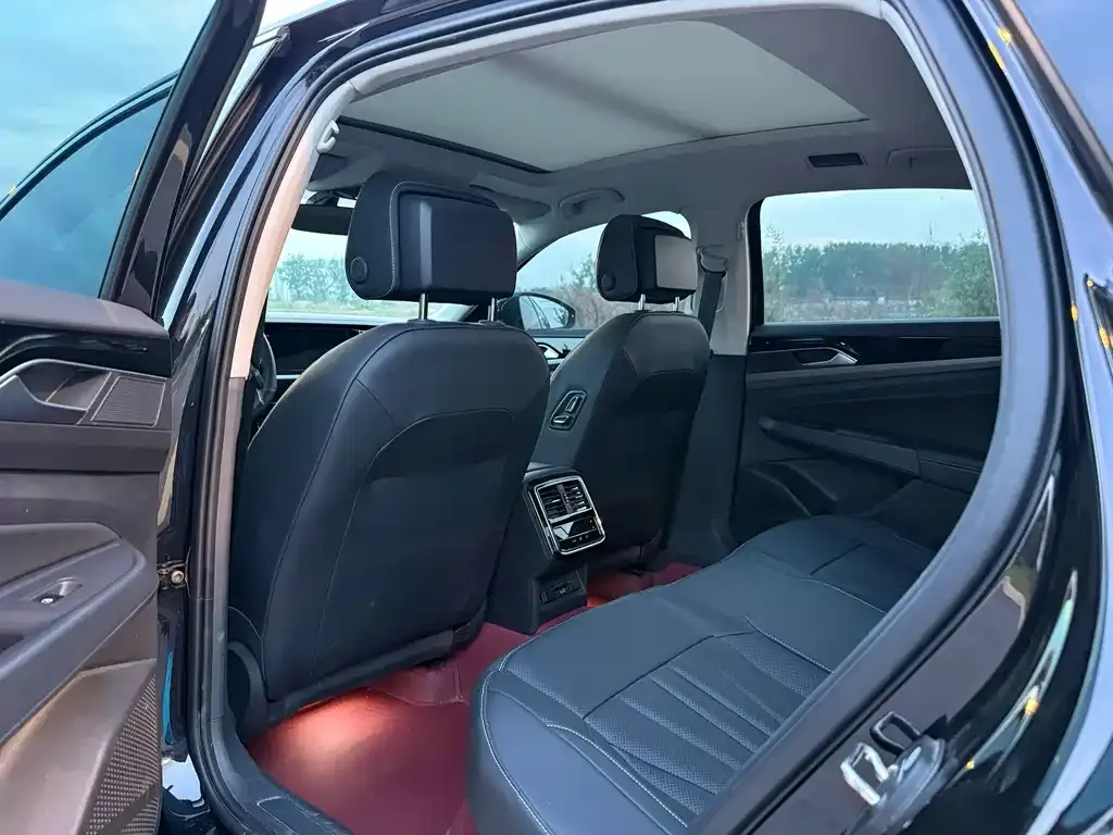 Volkswagen Passat — фото 2