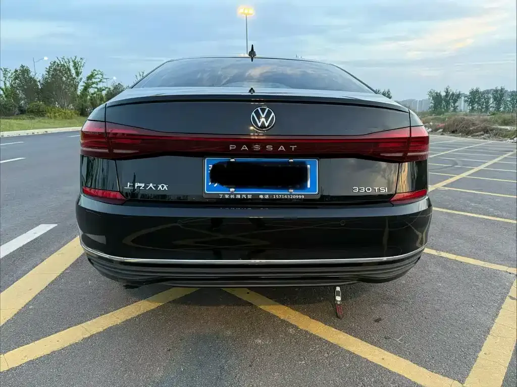 Volkswagen Passat — фото 7