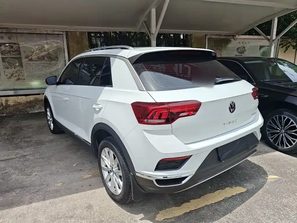 Volkswagen T-Roc 2023 из CN, фото 8