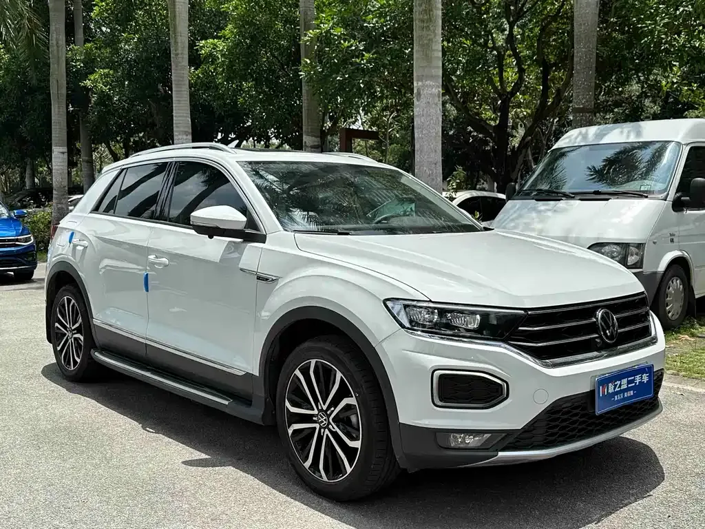 Volkswagen T-Roc — фото 3
