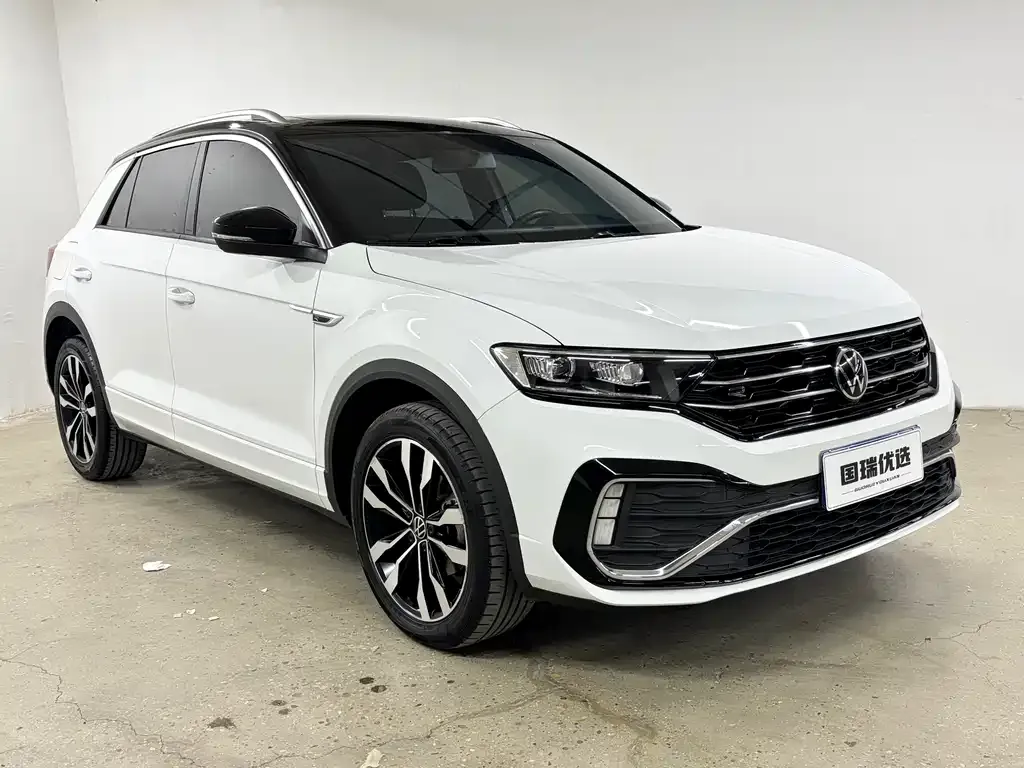 Volkswagen T-Roc — фото 6