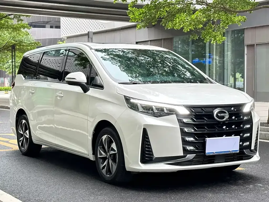 GAC Motor Trumpchi M6 — фото 8