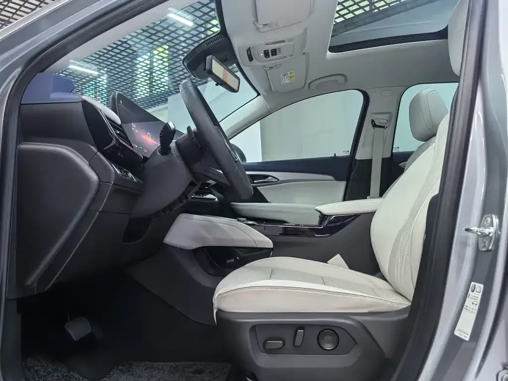 Buick Envision Plus — фото 8