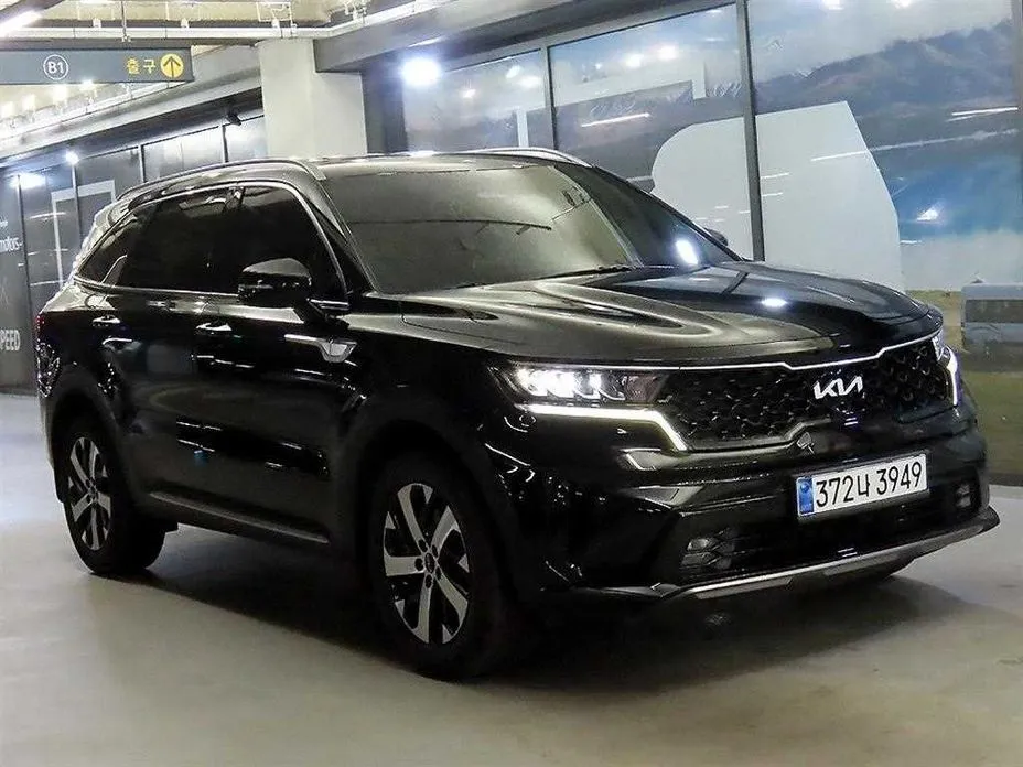 Kia Sorento — фото 1