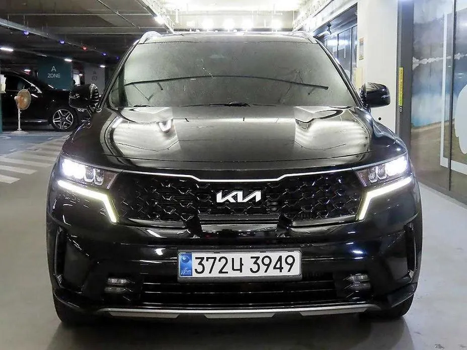 Kia Sorento — фото 9