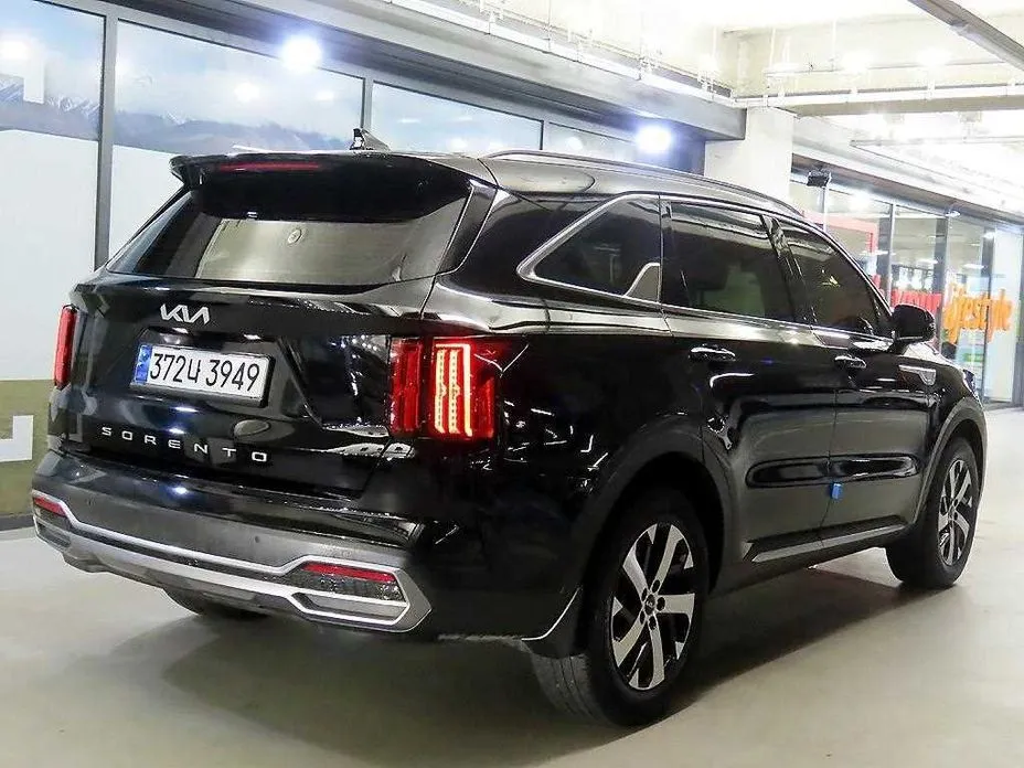 Kia Sorento — фото 4