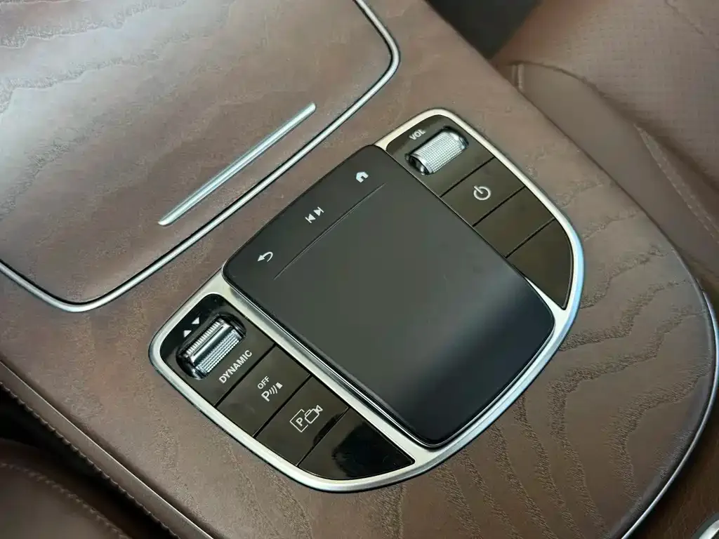 Mercedes-Benz E-Class New Energy — фото 2