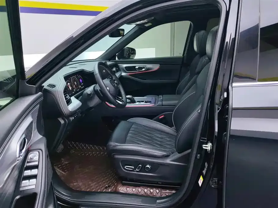 GAC Motor Trumpchi GS8 — фото 10