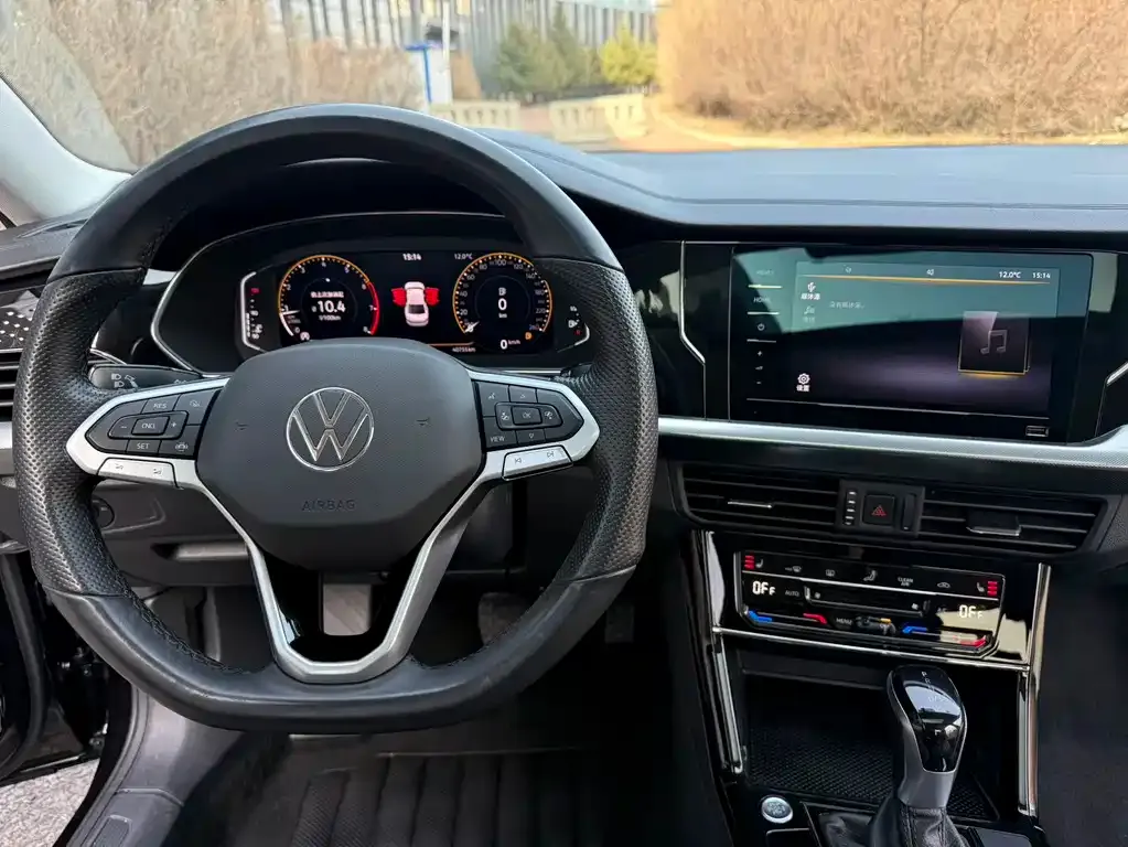 Volkswagen Passat — фото 10