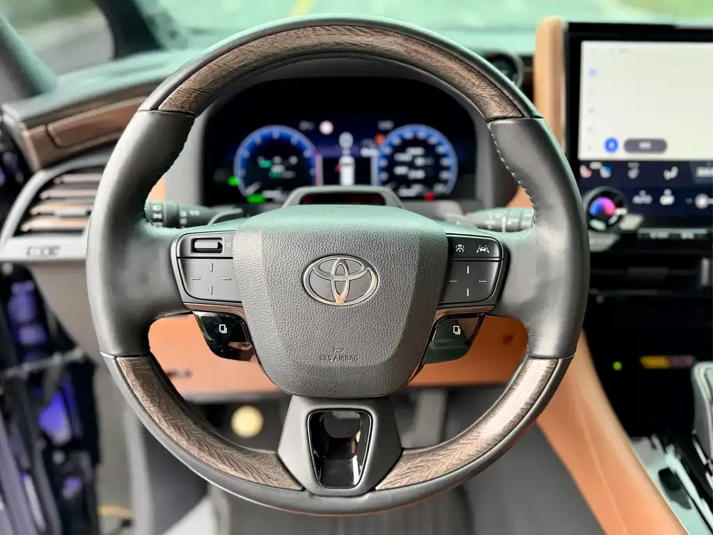 Toyota Alphard 2024 из CN, фото 4