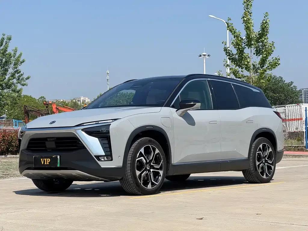 NIO ES8