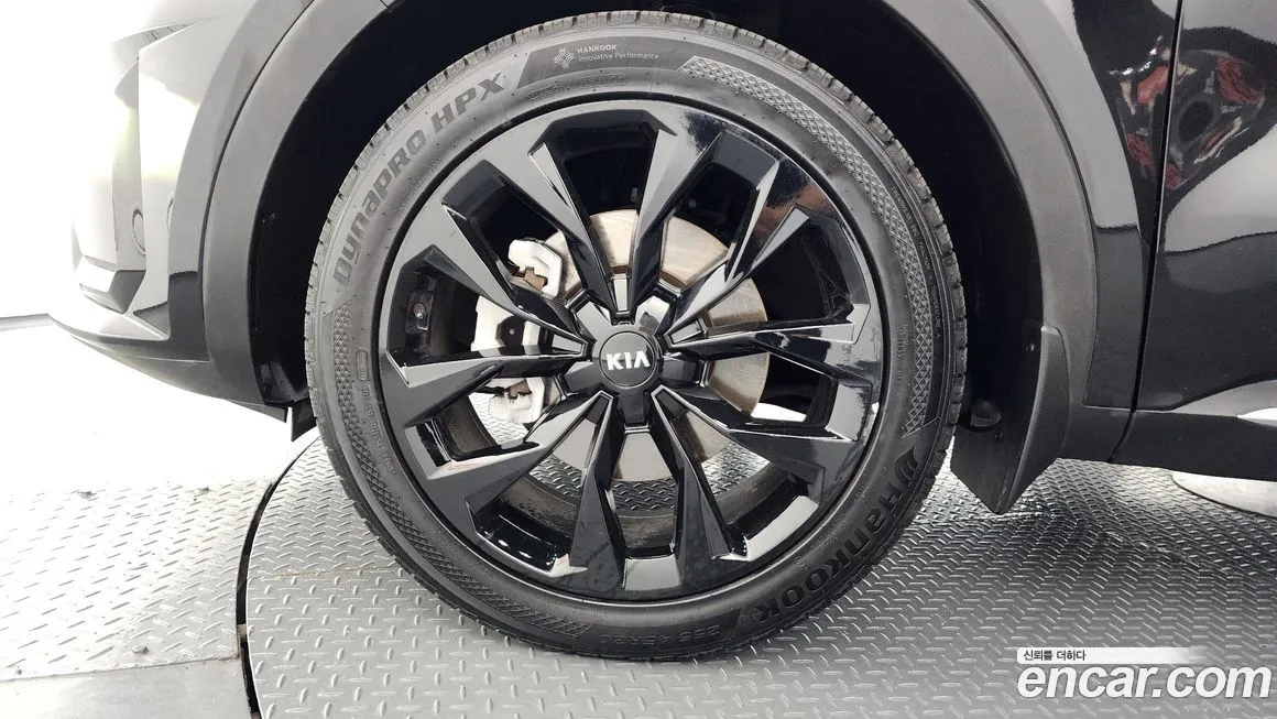 Kia Sorento — фото 10
