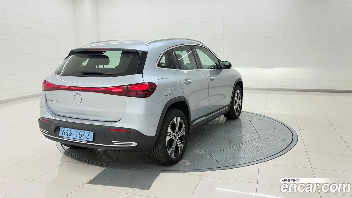 Mercedes-Benz EQA 2025 из KR, фото 9