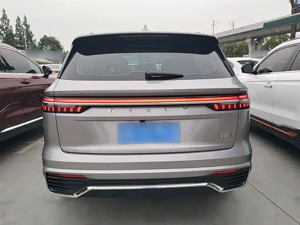 Geely Xingyue L — фото 10