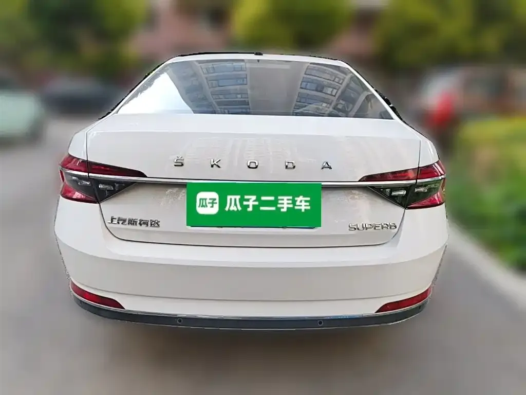 Skoda Superb — фото 3