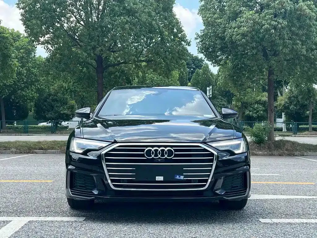 Audi A6L — фото 10