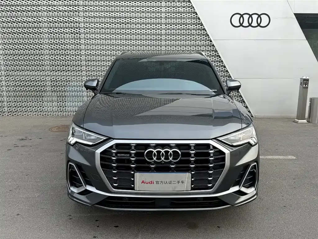 Audi Q3 — фото 8