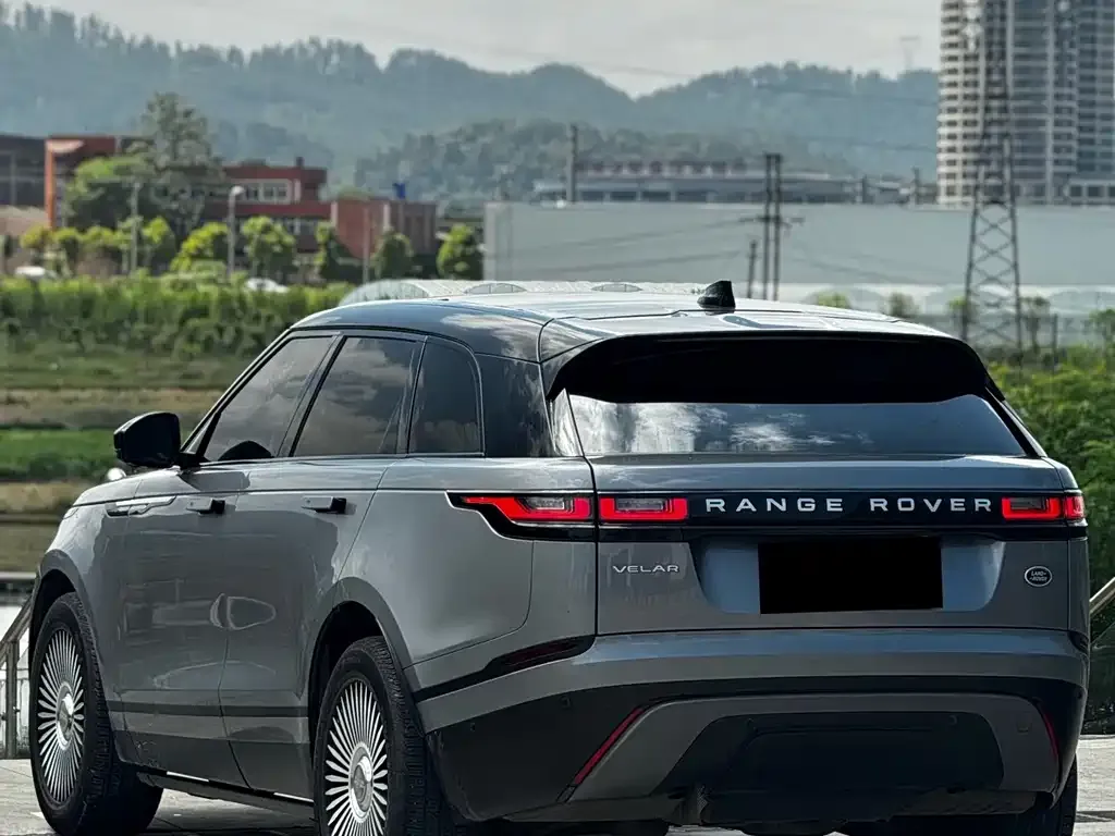 Land Rover Velar — фото 7