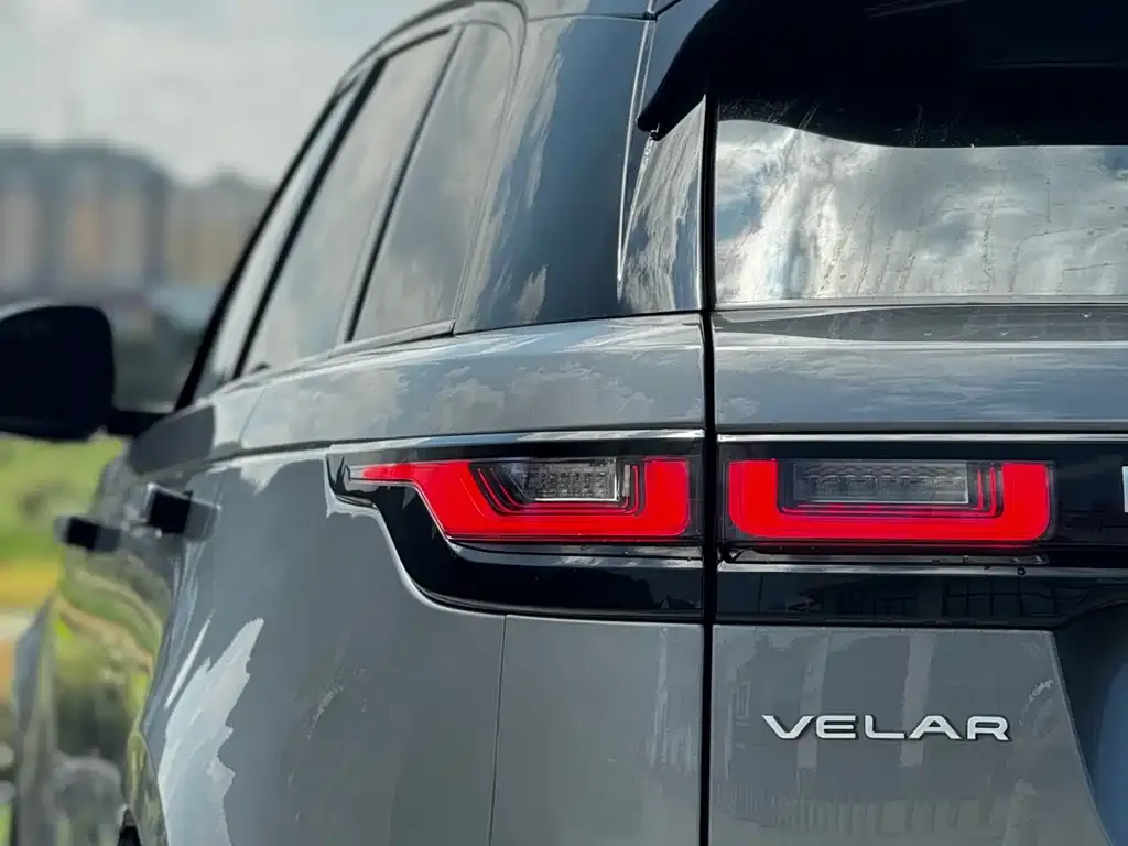 Land Rover Velar — фото 2