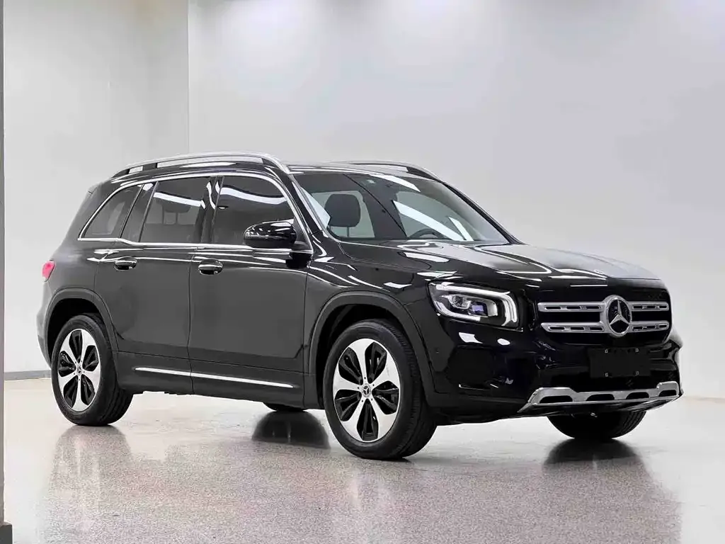 Mercedes-Benz GLB — фото 4