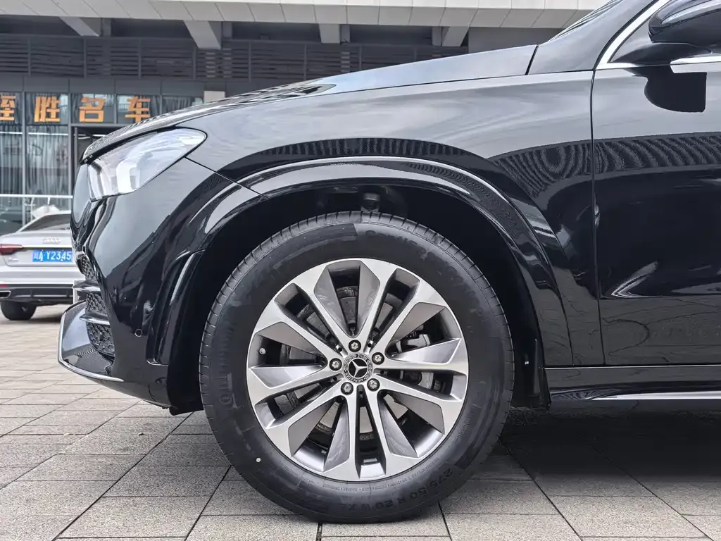 Mercedes-Benz GLE — фото 5