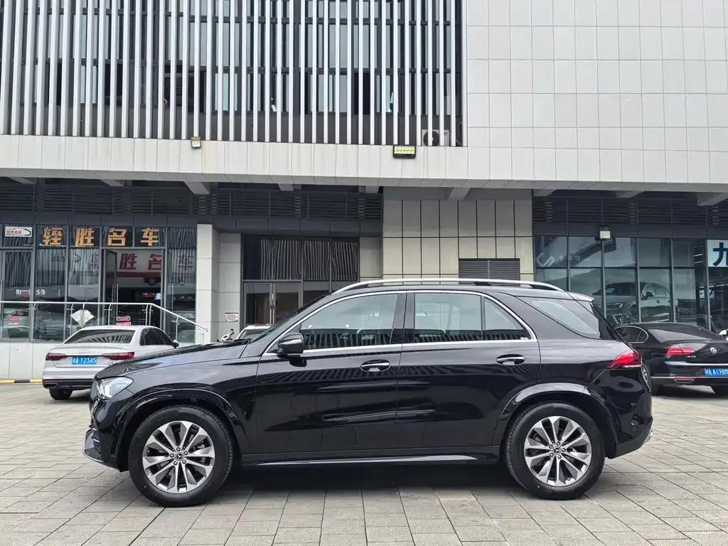 Mercedes-Benz GLE — фото 7