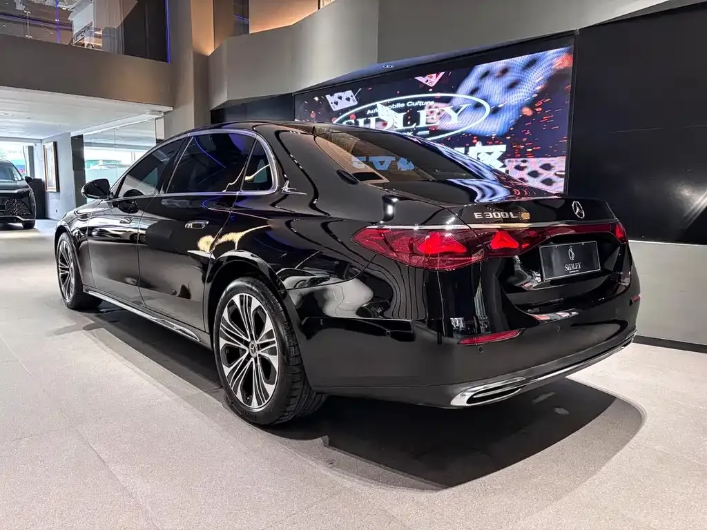 Mercedes-Benz E-Class 2025 из CN, фото 10